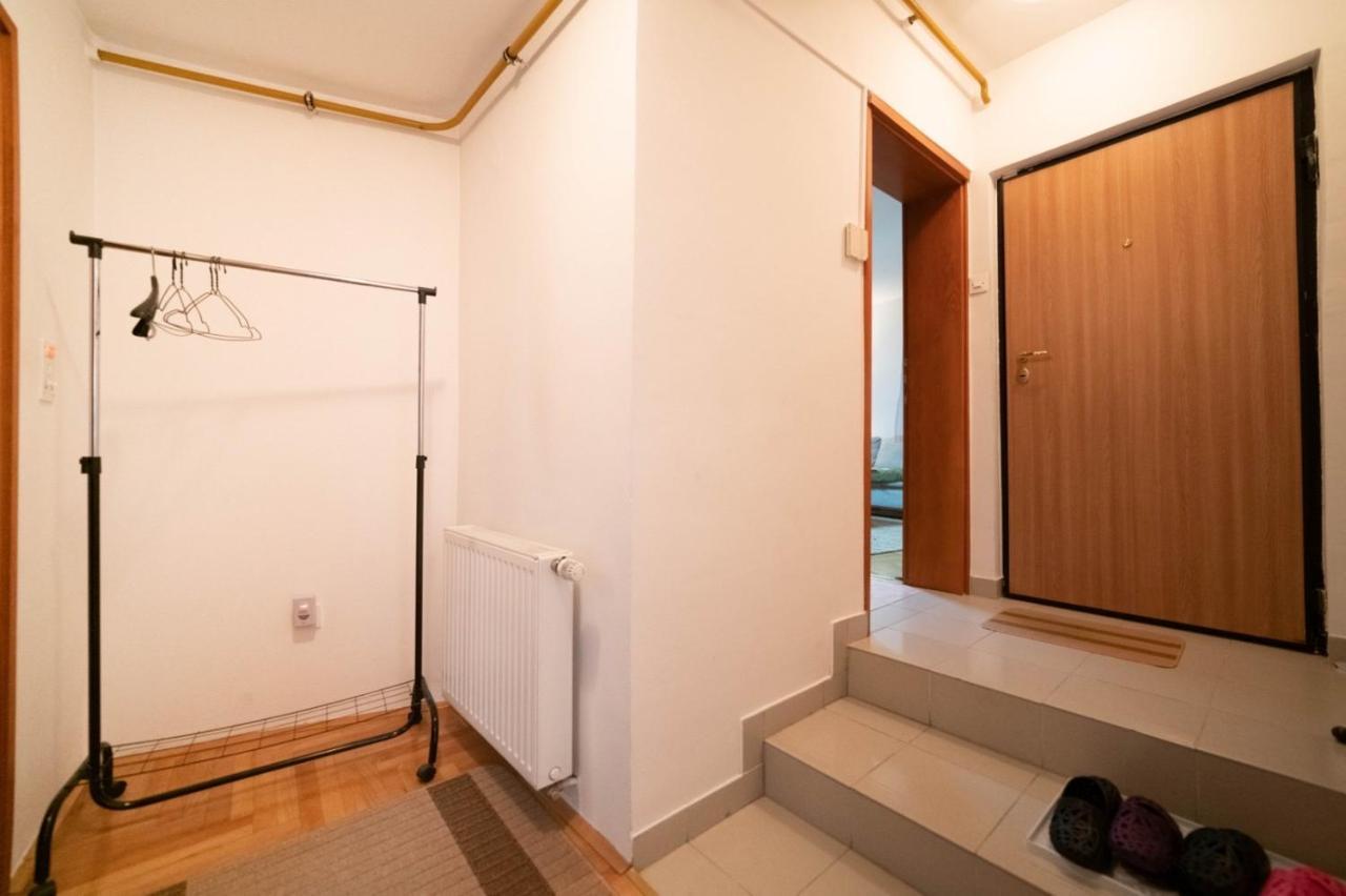 Apartman Yellow House Sarajevo Luaran gambar