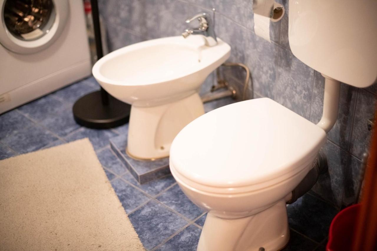 Apartman Yellow House Sarajevo Luaran gambar