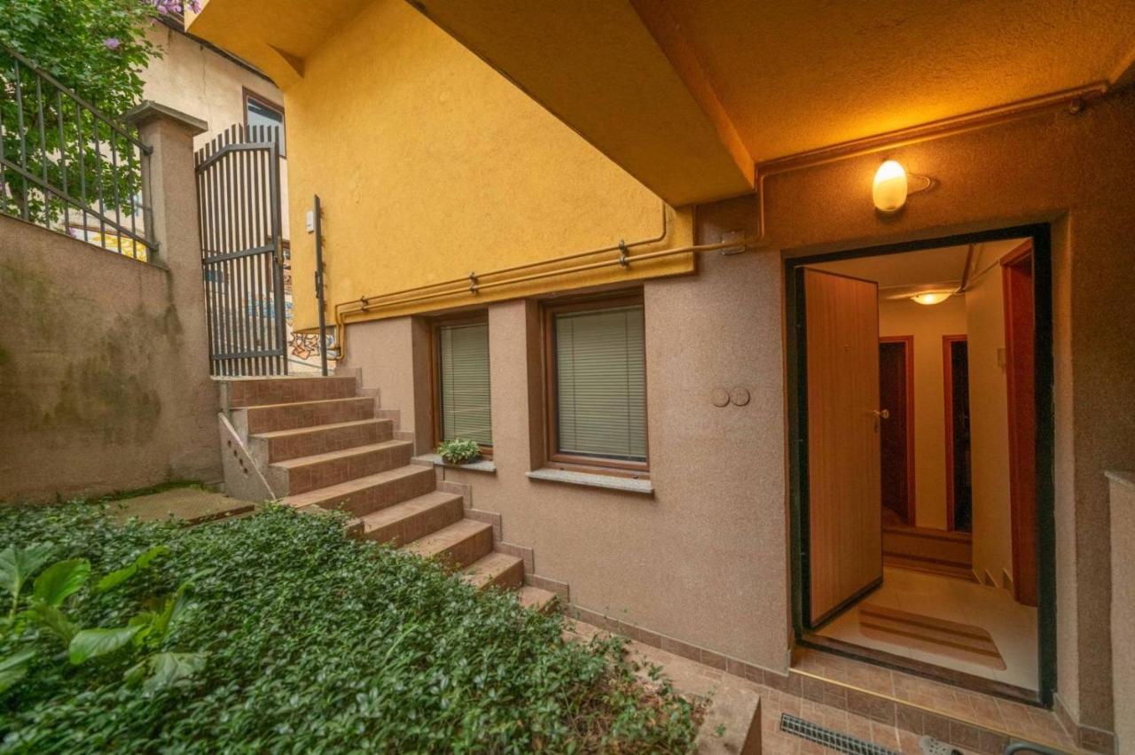 Apartman Yellow House Sarajevo Luaran gambar